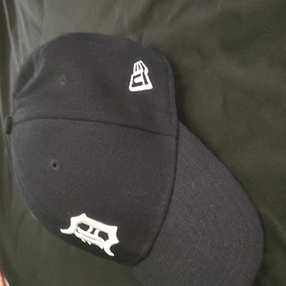 Detroit Tigers Adjustable Velcro Hat (GOT Promotional) - Picture 4 of 4